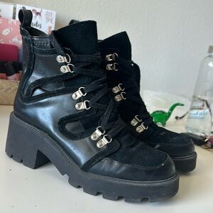 Leather ZARA booties black US9